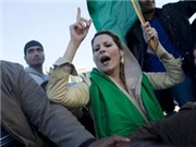 Bóng đá anh, ngoại hạng anh, lịch thi đấu euro 2012, Con gái Gaddafi: Cha tôi vẫn khỏe, tinh thần tốt